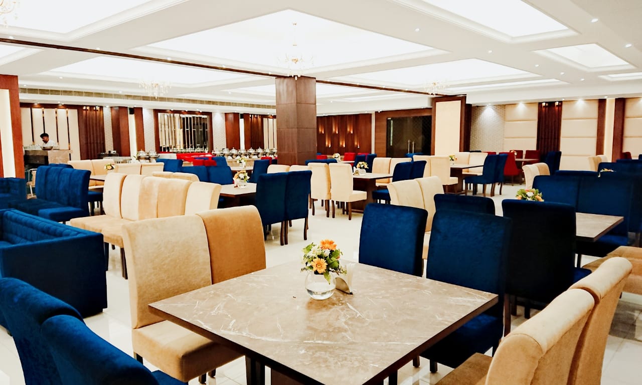 Hotel Kohinoor Palace-Lobby1
