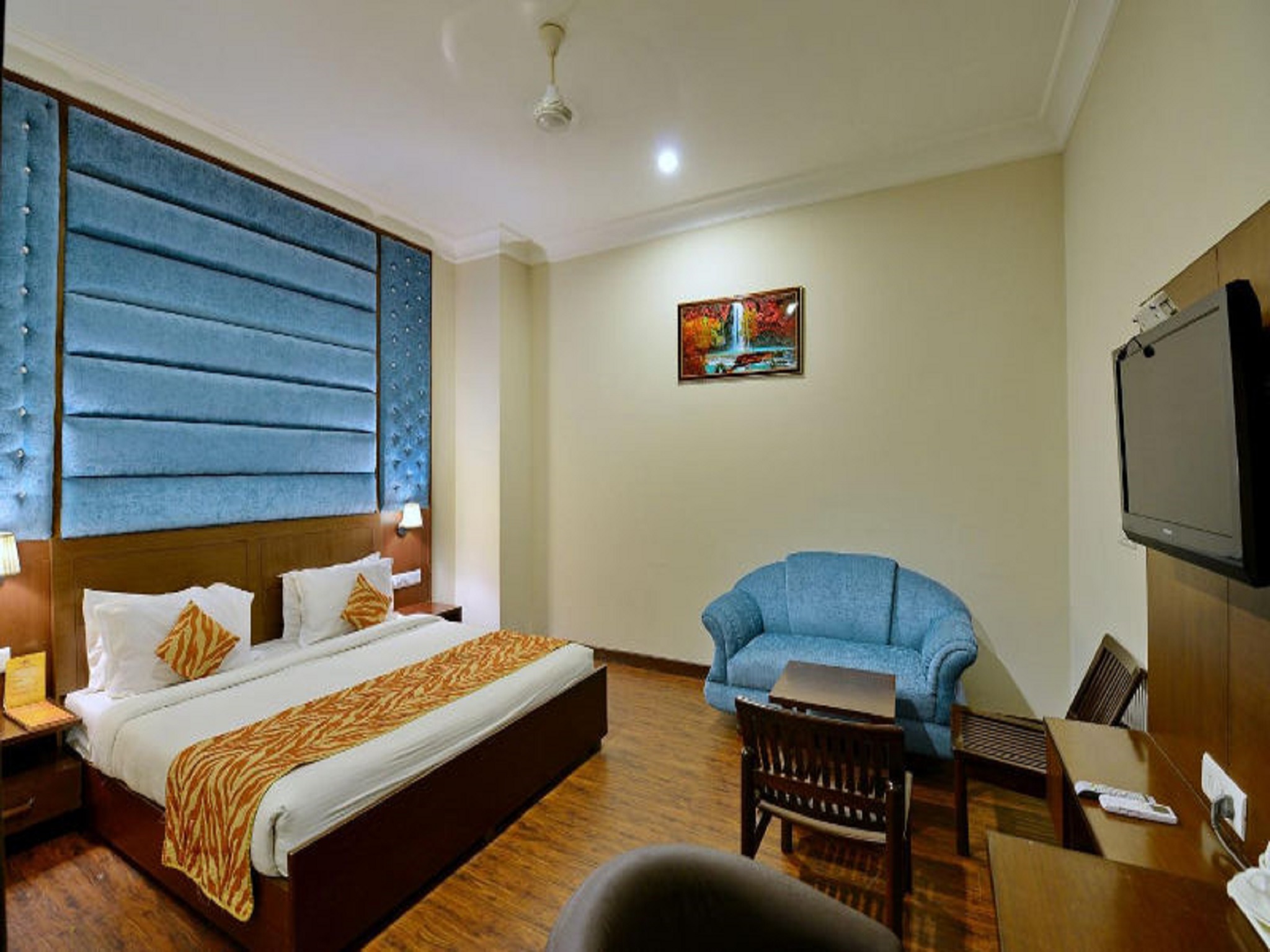 Hotel Kohinoor Palace-Reception1